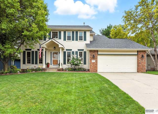 Property at 17239 Orchard Ave, Omaha, NE 68135, 4 beds, 3.5 baths