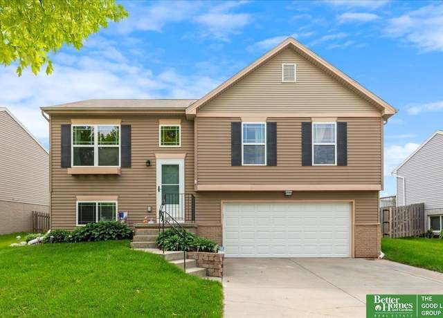 Property at 1804 N 206 St, Elkhorn, NE 68022, 3 beds, 2 baths