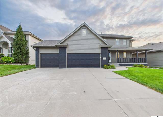 Property at 1308 N 181st St, Elkhorn, NE 68022, 5 beds, 3.5 baths