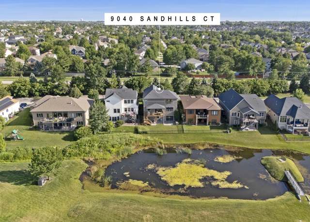 Property at 9040 Sandhills Ct, Lincoln, NE 68526, 5 beds, 4.5 baths