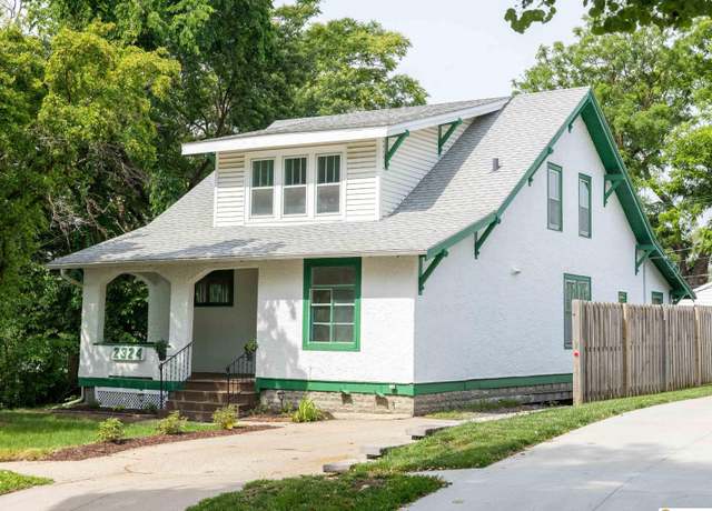 Property at 2324 N 64th St, Omaha, NE 68104, 3 beds, 1.5 baths