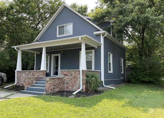 Property at 3037 S 48th St, Lincoln, NE 68506, 2 beds, 1 bath