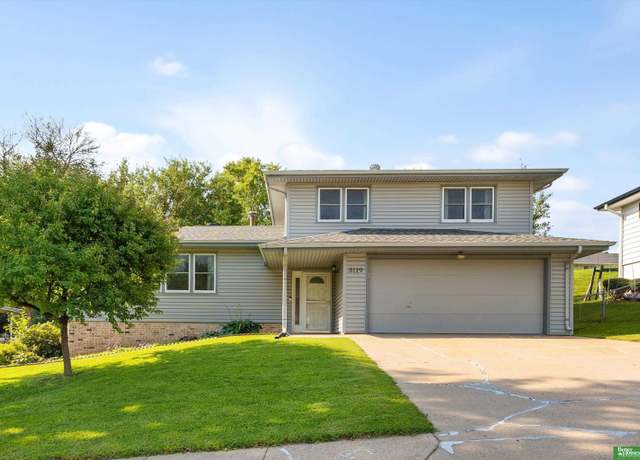 Property at 3119 Coffey Ave, Bellevue, NE 68123, 4 beds, 2.5 baths
