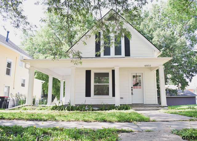 Property at 4851 Lowell Ave, Lincoln, NE 68506, 4 beds, 1.5 baths