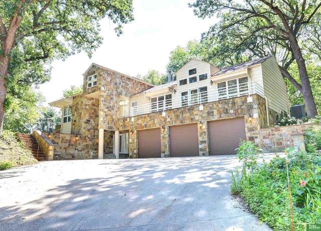 Property at 6018 Country Club Oaks Plz, Omaha, NE 68152, 5 beds, 3 baths