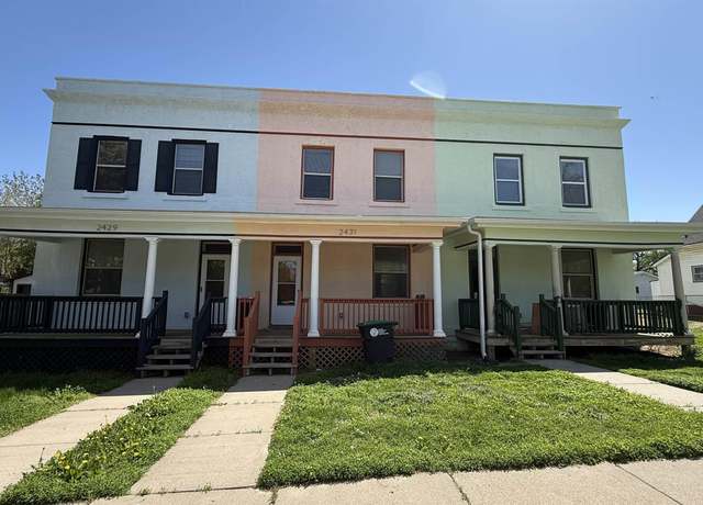 Property at 2431 S 16th St, Omaha, NE 68108, 3 beds, 2.5 baths