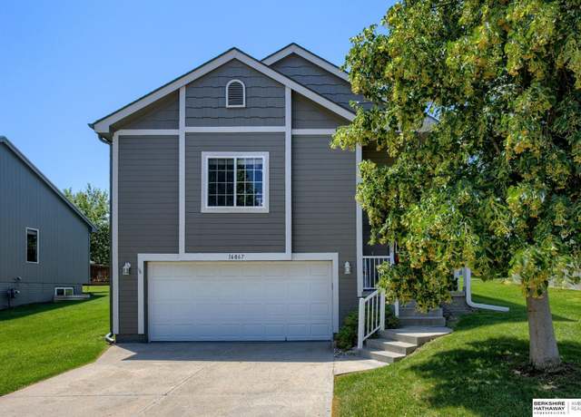 Property at 16067 Browne St, Omaha, NE 68116, 3 beds, 2 baths