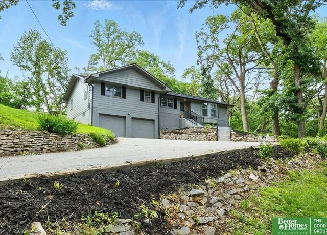 Property at 10102 Bennie Day Rd, Omaha, NE 68152, 3 beds, 3 baths