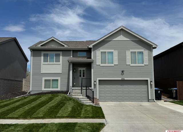 Property at 7731 N 88 St, Omaha, NE 68122, 3 beds, 2 baths