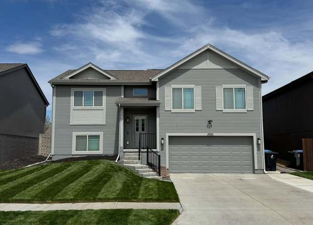 Property at 7731 N 88 St, Omaha, NE 68122, 3 beds, 2 baths