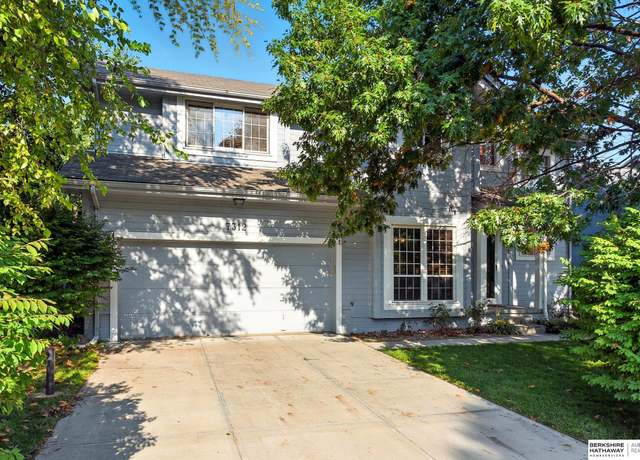 Property at 7312 S 155 St, Omaha, NE 68138, 4 beds, 3.5 baths