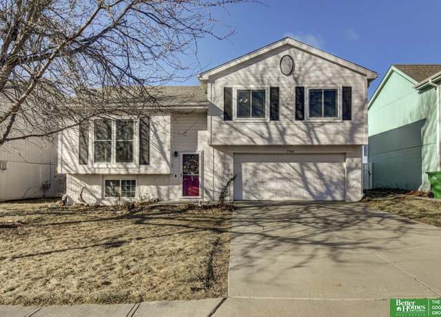 Property at 5704 S 188th St, Omaha, NE 68135, 3 beds, 2 baths