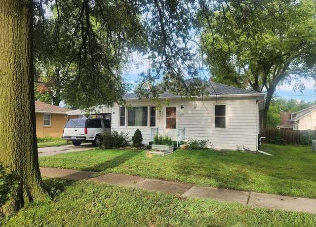 Property at 857 Poplar St, Syracuse, NE 68446, 2 beds, 1.5 baths