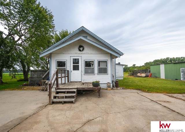 Property at 169 Road 3500, Superior, NE 68978, 2 beds, 1 bath