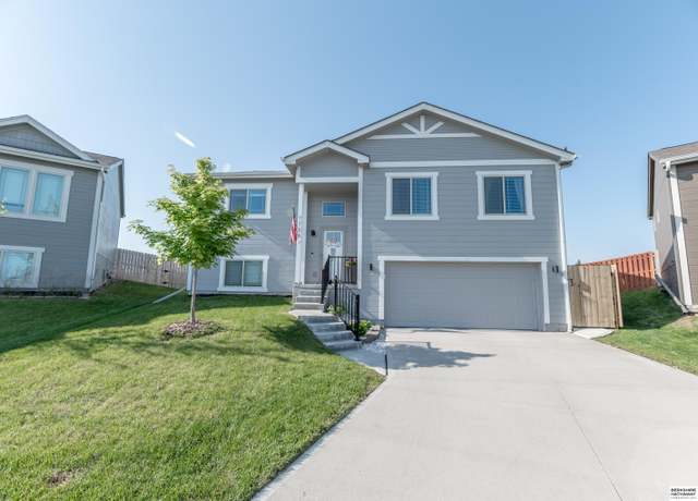 Property at 7706 N 147th Avenue Circle, Bennington, NE 68007, 3 beds, 2.5 baths