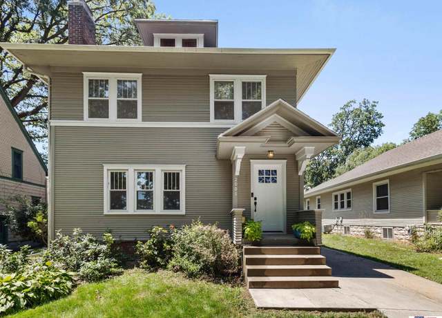 Property at 2001 Pepper Ave, Lincoln, NE 68502, 3 beds, 1.5 baths
