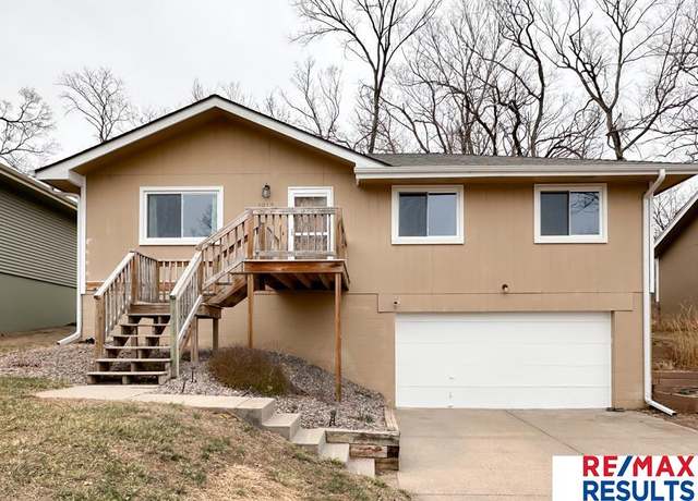 Property at 6019 S 44 St, Omaha, NE 68107, 3 beds, 2 baths