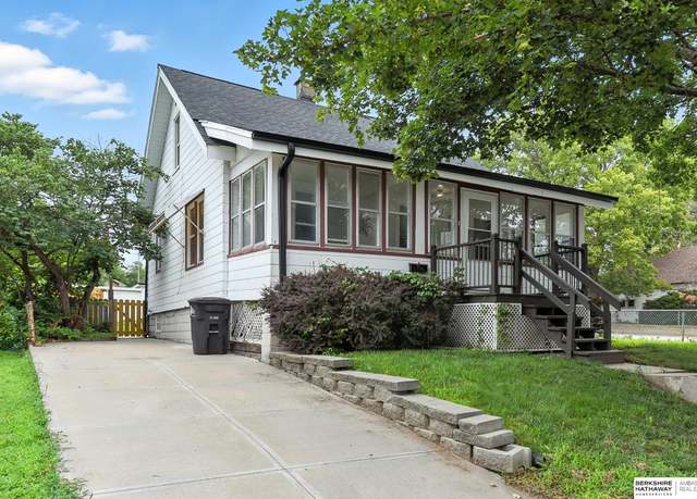 Property at 1304 Polk St, Omaha, NE 68107, 2 beds, 1.5 baths