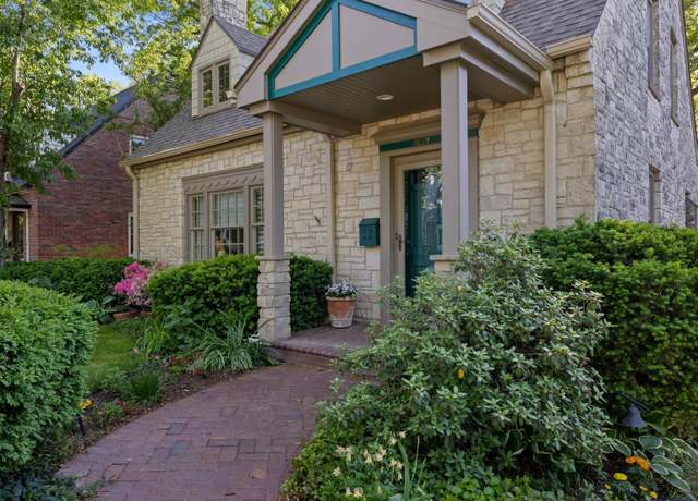Property at 3227 S 29th St, Lincoln, NE 68502, 3 beds, 2.5 baths