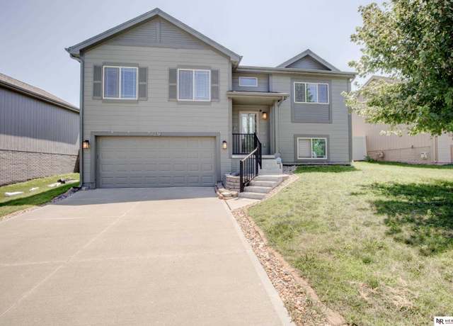 Property at 9127 Hanover St, Omaha, NE 68122, 3 beds, 2 baths