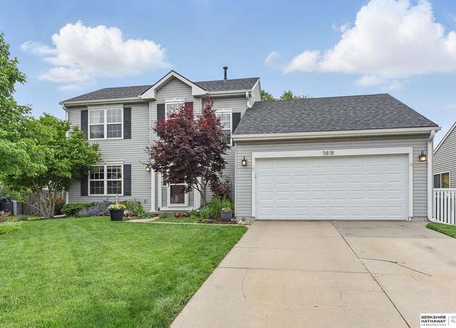 Property at 5818 S 159th St, Omaha, NE 68135, 3 beds, 2.5 baths