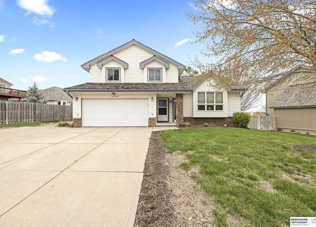 Property at 15738 Charles St, Omaha, NE 68118, 3 beds, 2.5 baths
