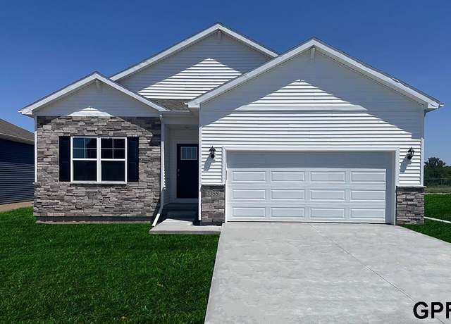 Property at 8417 S 176th Ave, Omaha, NE 68137, 4 beds, 3 baths