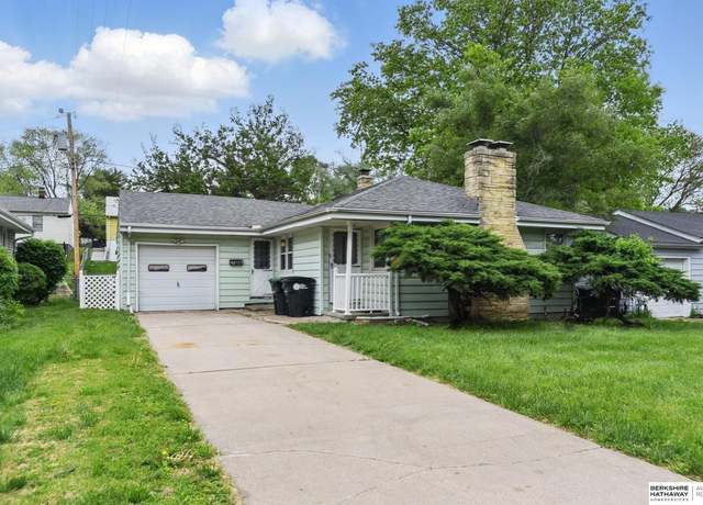 Property at 4317 N 55th St, Omaha, NE 68104, 3 beds, 2 baths