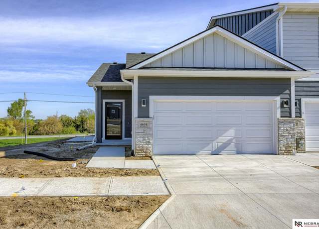 Property at 4634 Schilling Ct, Bellevue, NE 68133, 3 beds, 3 baths