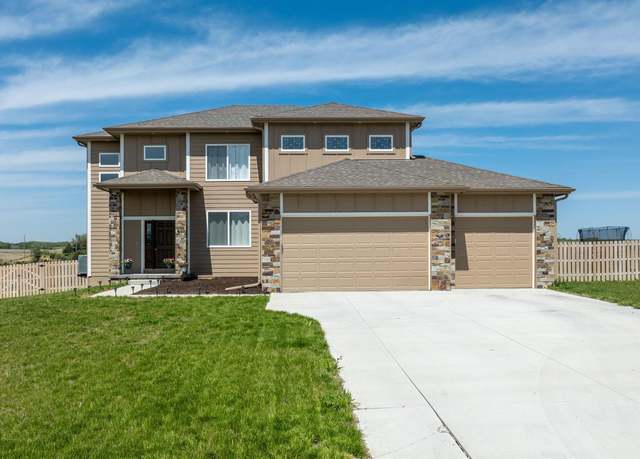 Property at 22954 Cattail Bnd, Glenwood, IA 51534, 4 beds, 2.5 baths
