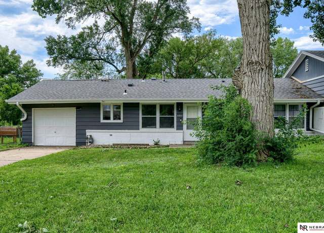 Property at 5301 W Benton St, Lincoln, NE 68524, 3 beds, 1 bath