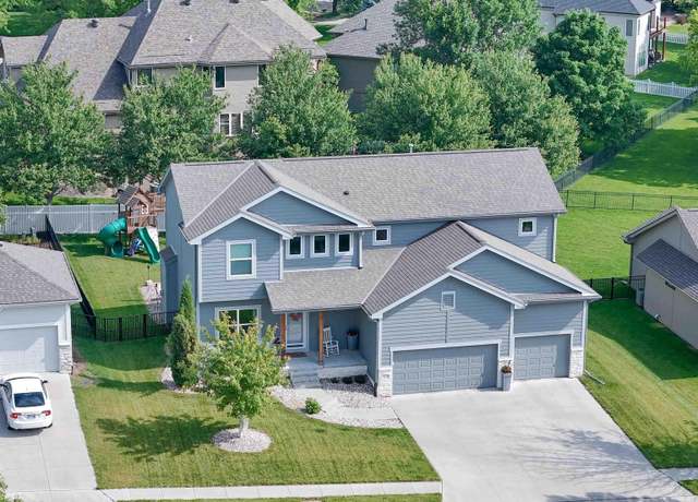 Property at 15218 Vane St, Bennington, NE 68007, 5 beds, 2.5 baths