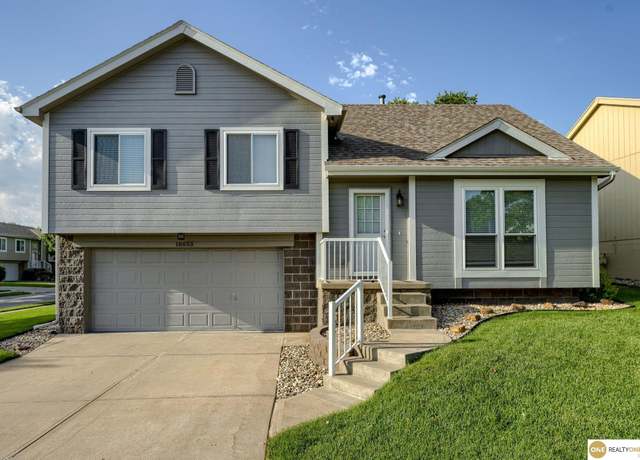 Property at 18653 Borman St, Omaha, NE 68135, 3 beds, 2 baths