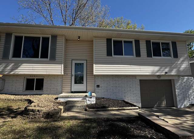 Property at 6361 S 140th Ave, Omaha, NE 68137, 3 beds, 2 baths
