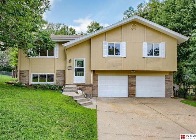 Property at 19037 Morrissey Cir, Elkhorn, NE 68022, 4 beds, 3 baths