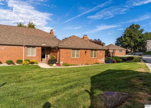Property at 11805 Adams Plz, Omaha, NE 68137, 3 beds, 4 baths