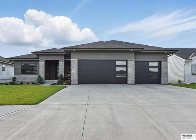 Property at 5508 N 208 St, Elkhorn, NE 68022, 6 beds, 3 baths