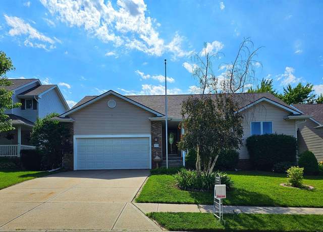 Property at 8114 S 167th St, Omaha, NE 68136, 4 beds, 3 baths