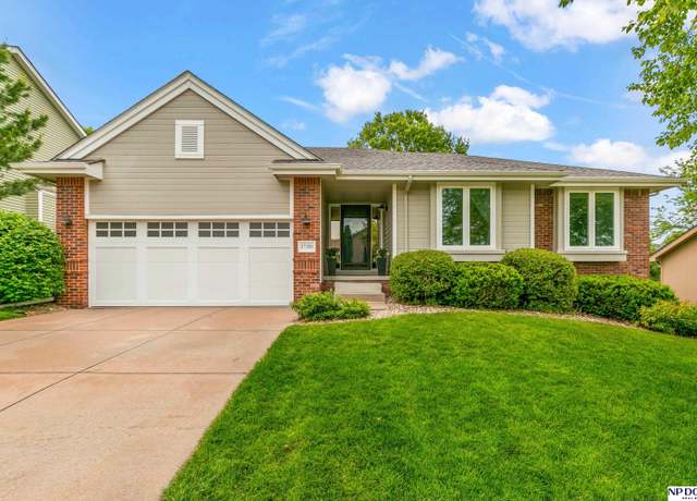 Property at 17310 I St, Omaha, NE 68135, 3 beds, 3 baths