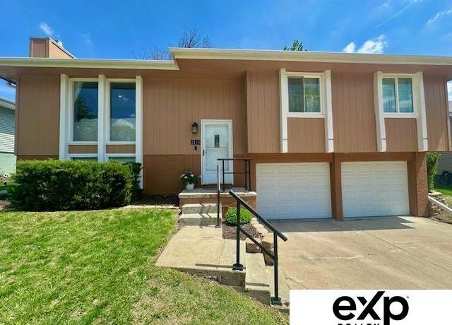 Property at 2173 N 125 Avenue Circle, Omaha, NE 68164, 3 beds, 2 baths