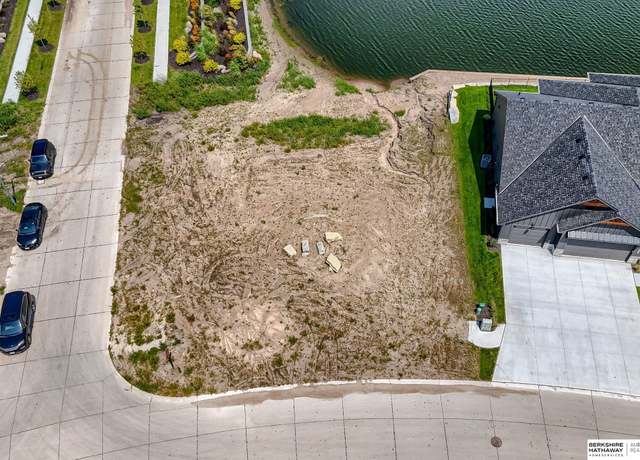 Property at 28586 Jessie Cir, Valley, NE 68064