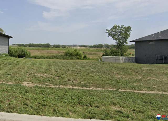 Property at 9110 S 32nd St, Lincoln, NE 68516
