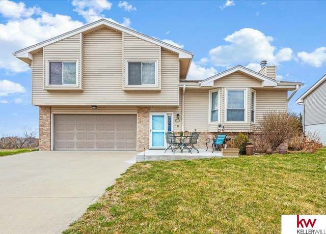 Property at 9714 Rock Creek Rd, Plattsmouth, NE 68048, 3 beds, 2.5 baths