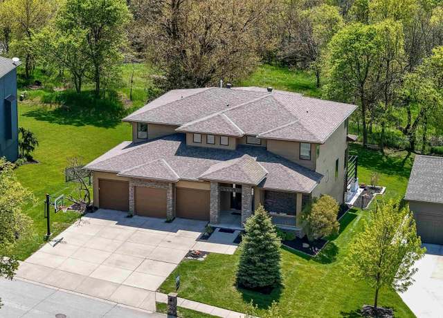 Property at 23417 Nancy Cir, Elkhorn, NE 68022, 7 beds, 4.5 baths