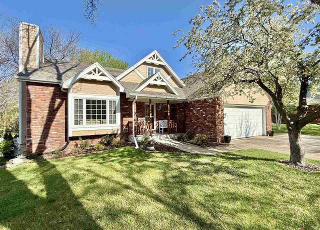 Property at 3707 S 77th St, Lincoln, NE 68506, 4 beds, 3.5 baths