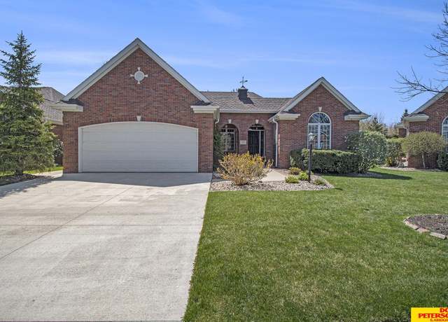 Property at 2955 Deer Run, Fremont, NE 68025, 4 beds, 3 baths