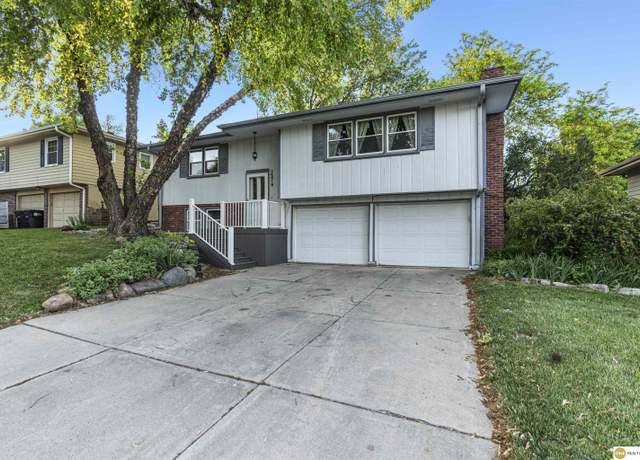 Property at 14618 Holmes St, Omaha, NE 68137, 3 beds, 2 baths