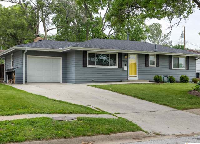Property at 12236 Weir St, Omaha, NE 68137, 4 beds, 2 baths