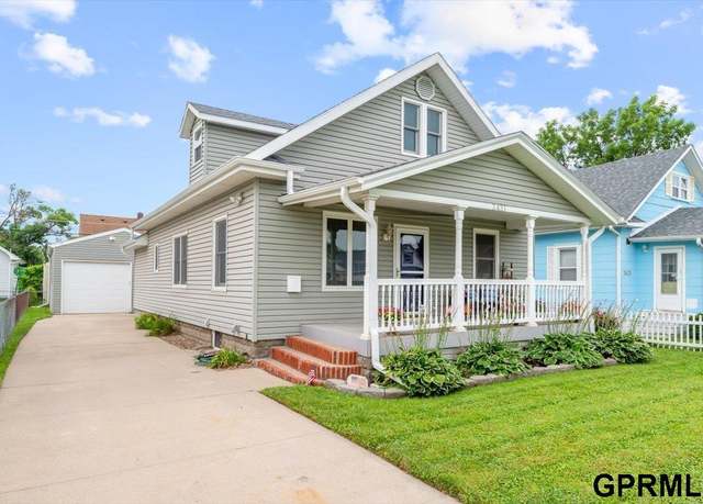 Property at 2431 D Ave, Council Bluffs, IA 51501, 3 beds, 1.5 baths