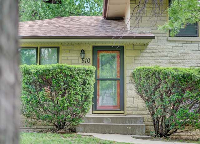 Property at 510 S 56 St, Lincoln, NE 68510, 4 beds, 2 baths